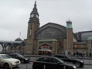Wandelhalle HBF Hamburgs Shopping